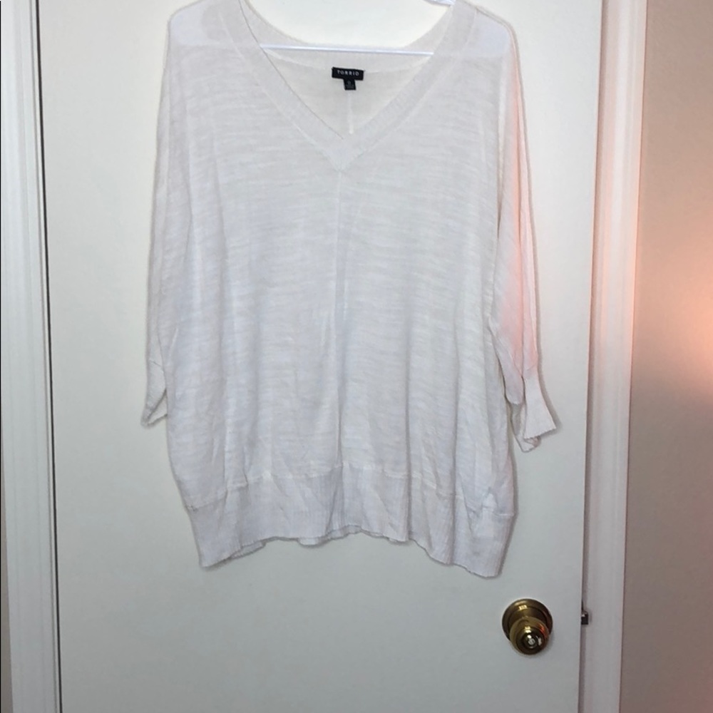 Torrid White Shear 3/4 Sleeve Top